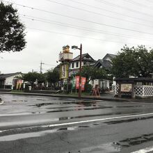 小雨と曇り空と道の駅。