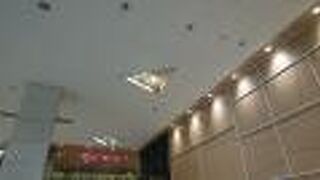 平日のお昼ごろに訪問