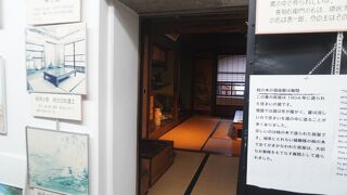 遠目だし黒ずんでもいるし