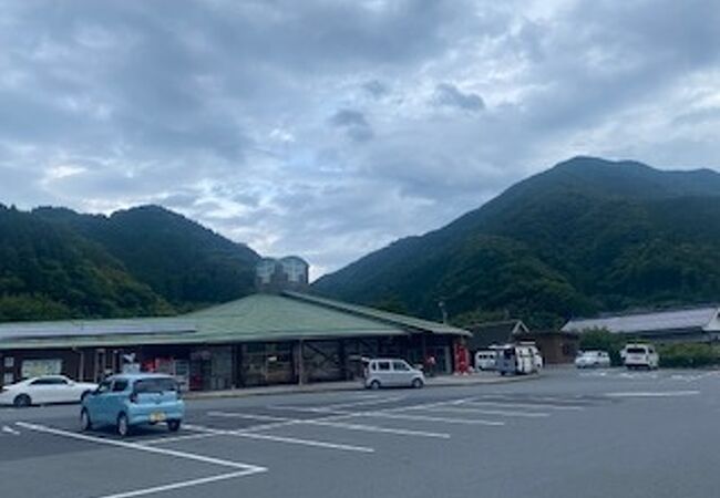 道の駅 インフォメーションセンターかわもと