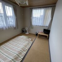 部屋はシンプルだけど清潔