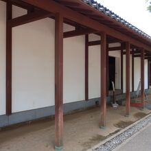 五稜郭公園内に建っています