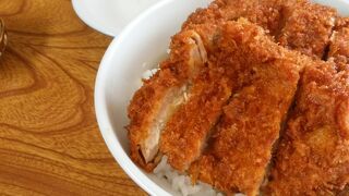寄居で見つけたたれカツ丼