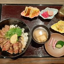 ステーキ丼ランチ