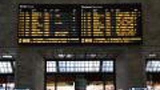 フィレンツェの主要駅ですが・・・