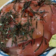 マグロ丼