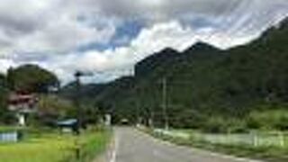 群馬県内には同じようなタイヤの摩擦音での箇所は全部で10箇所ある模様。