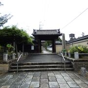 京都市深草にある日蓮宗寺院