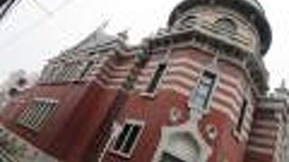 強烈なインパクトです