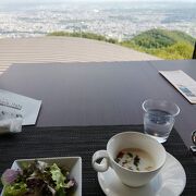 札幌を見晴らしながらディナー