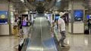 新幹線改札口前