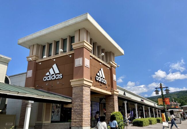 アディダス 御殿場プレミアムアウトレット店 クチコミ アクセス 営業時間 御殿場 フォートラベル アディダス 御殿場プレミアムアウトレット店 クチコミ アクセス 営業時間 御殿場 フォートラベル