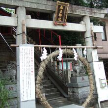 鳥居には茅の輪がありました