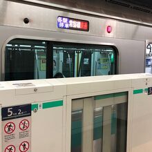 東京メトロ千代田線直通電車