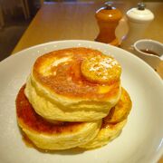 One of the few cafes in Odaiba that you can use early in the morning