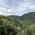 蛇骨川の渓流や箱根外輪山の眺めが素晴らしい