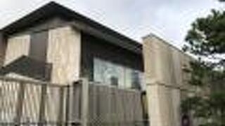 風神雷神の大きな壁画