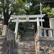 創立平安後期の歴史ある神社