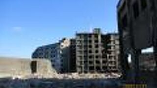 廃墟になった島