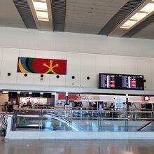 チェックインカウンター階