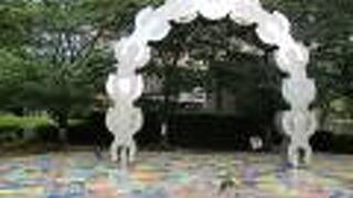 東京とパリが友好都市になっている記念