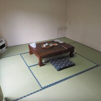 部屋（和室8畳）