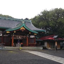 川原神社