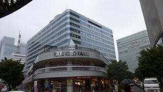 全国の名産品店が集結