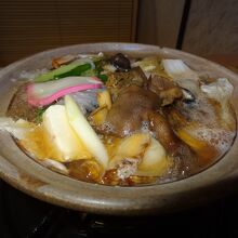 美鈴荘名物・乗鞍高原で採れた天然きのこ鍋。