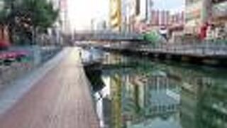 掘削されてから400年の歴史を誇る堀川