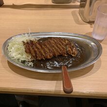 カツカレーです。