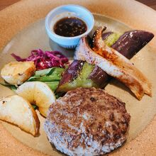 ハンバーグランチ