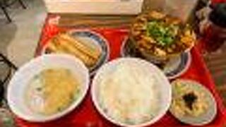 セットはご飯おかわり無料