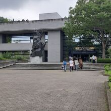 仙台市博物館の正面。