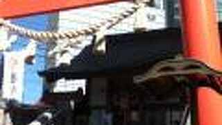 汐留駅西側の神社