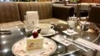 ホテルオークラ札幌のラウンジ