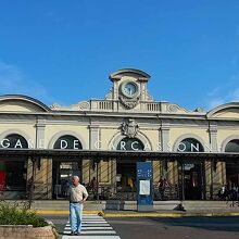 カルカソンヌ駅の南側にミディ運河があります