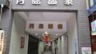 霊験あらたかそうな観音様