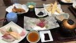 お友達とのお食事に