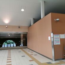 和歌山大学前駅