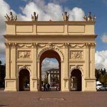 ブランデンブルク門：町側から