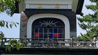 ステンドグラスが珍しい 尾山神社