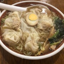 ランチ雲呑麺醤油