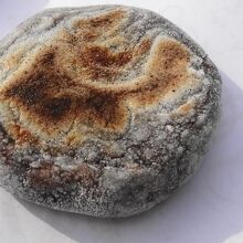 素朴な優しい味のやきもち