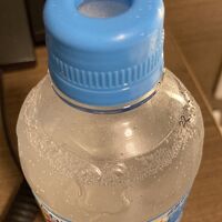 ここのサービス「ミニボトルラムネ」