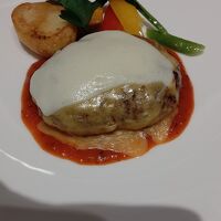 到着が早かったので、早速お昼ご飯を