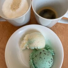 アイスとコーヒー