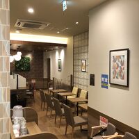 カフェ ド クリエ店内