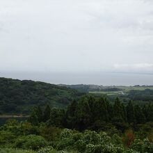 駐車場から一の眼潟を望む。やや見づらい