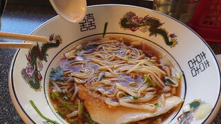 濃厚な醬油ラーメン